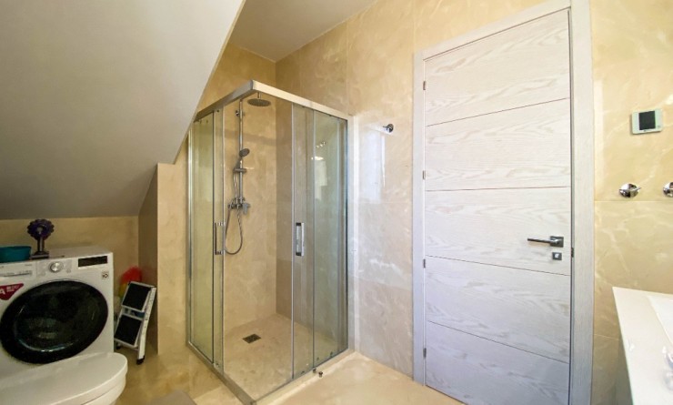 Sale - Villa - La Zenia