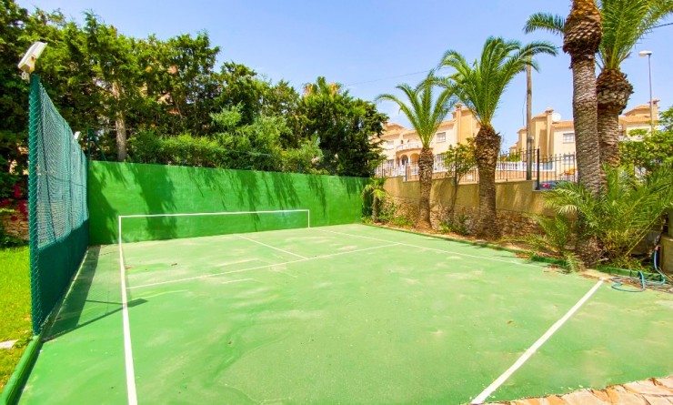 Sale - Luxury Villa - Villamartin