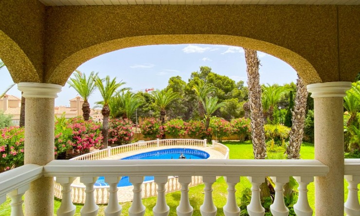 Sale - Luxury Villa - Villamartin