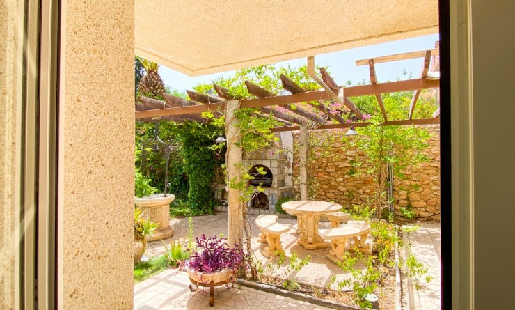 Sale - Luxury Villa - Villamartin