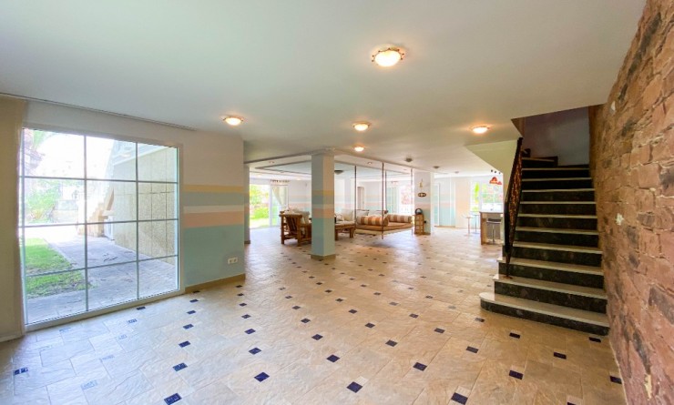 Sale - Luxury Villa - Villamartin