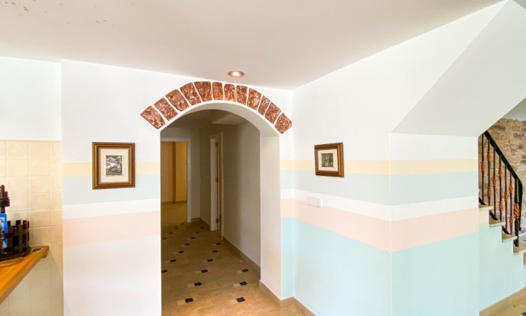 Sale - Luxury Villa - Villamartin