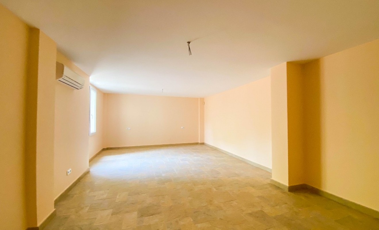 Sale - Luxury Villa - Villamartin