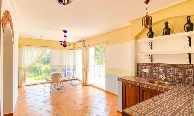 Sale - Luxury Villa - Villamartin