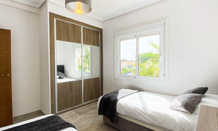 Korte termijn verhuur - Appartement - Punta Prima - Cala Dorada