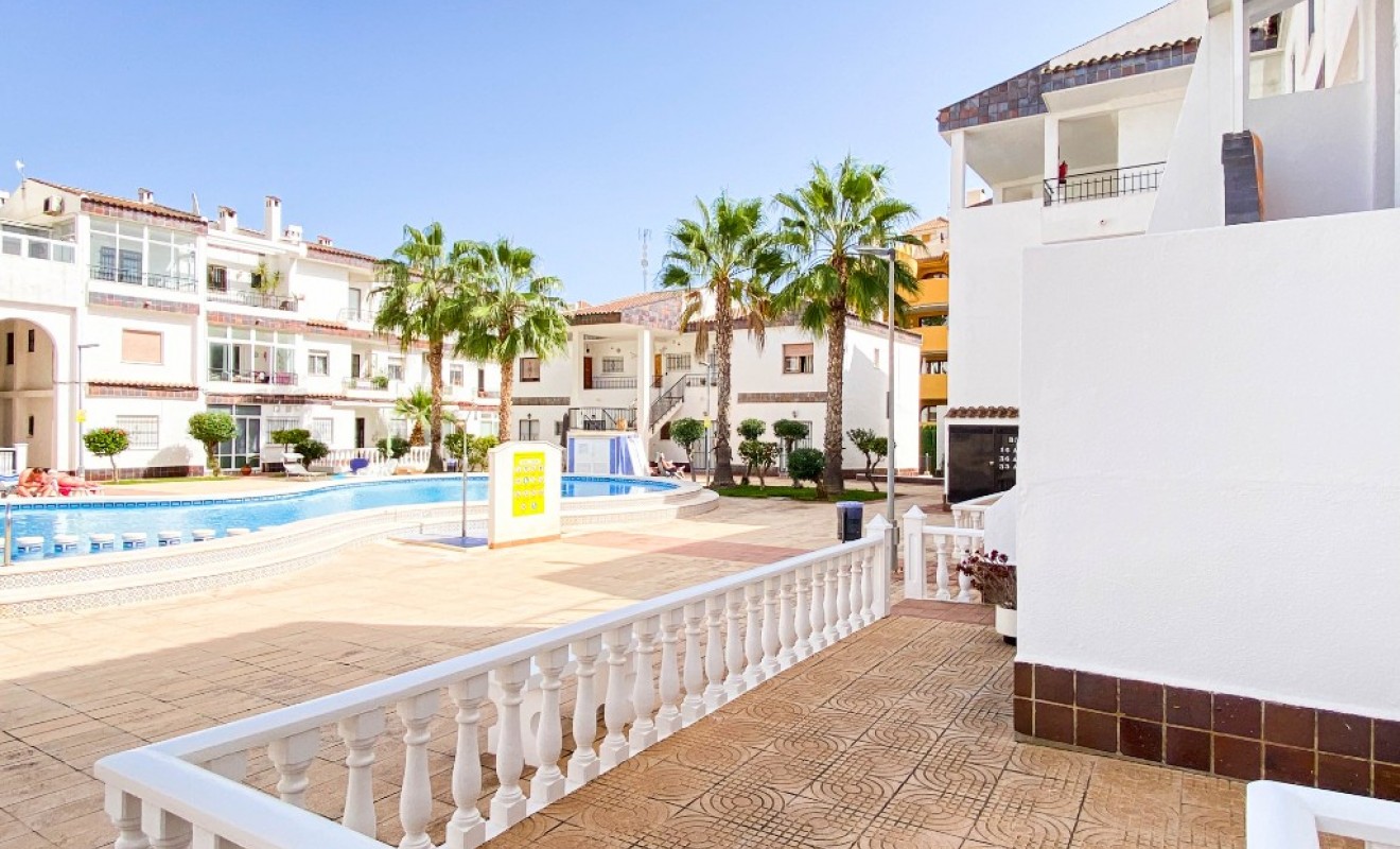 Korte termijn verhuur - Appartement - Punta Prima - Cala Dorada