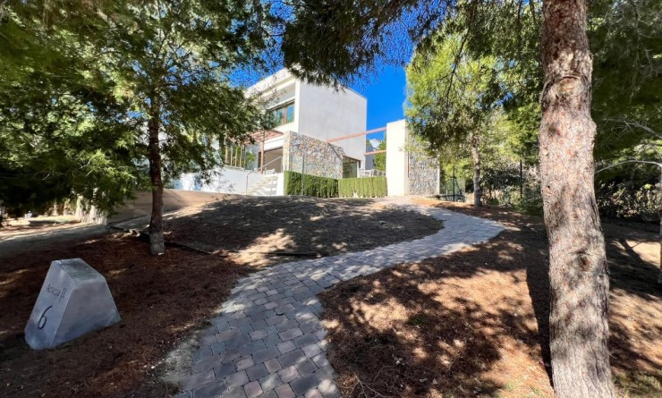 Sale - Villa - Las Colinas - Las Colinas Golf