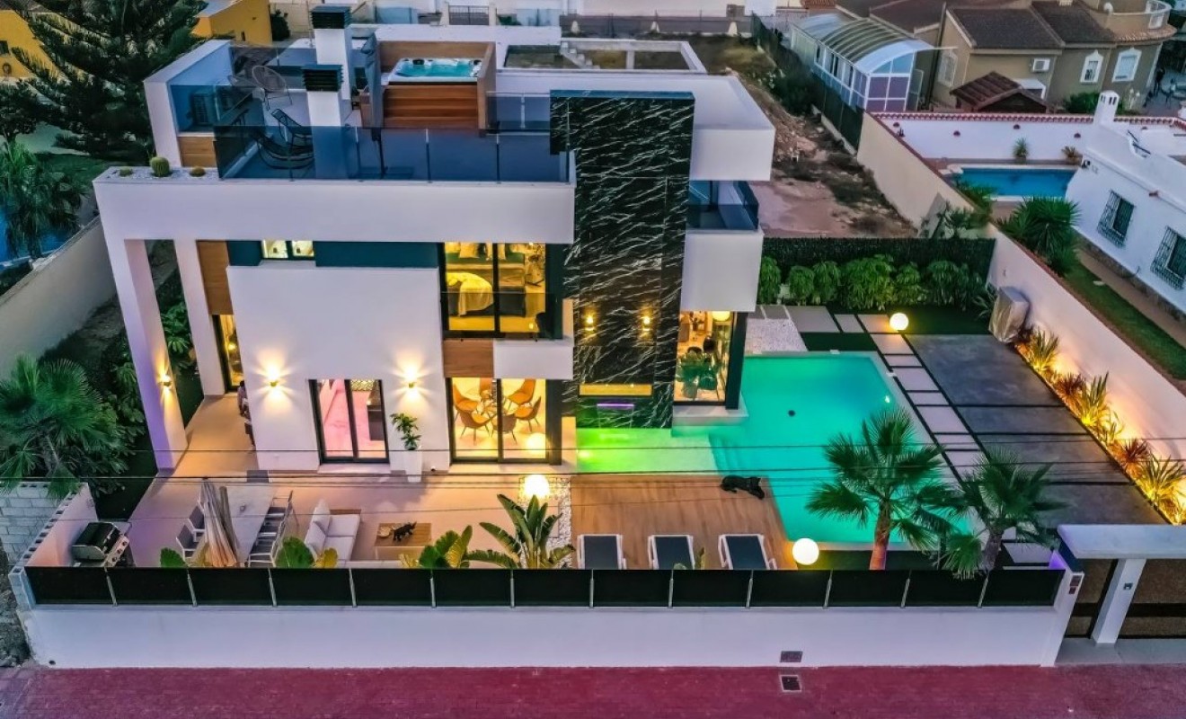 Nouvelle construction - Villa - Torrevieja - torrevieja