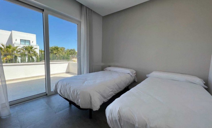 Sale - Villa - Las Colinas - Las Colinas Golf