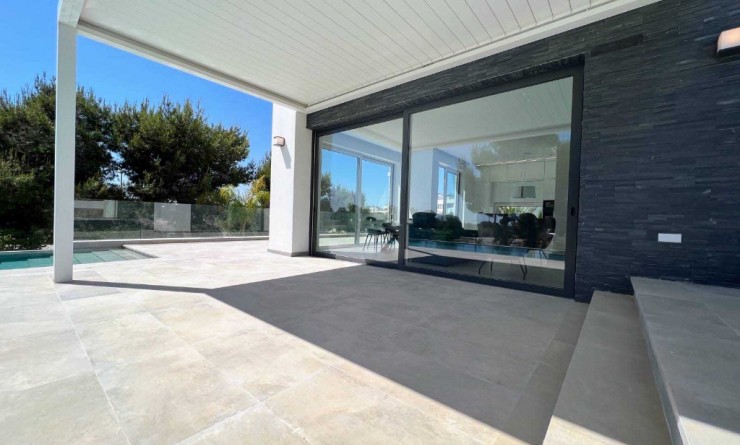 Sale - Villa - Las Colinas - Las Colinas Golf