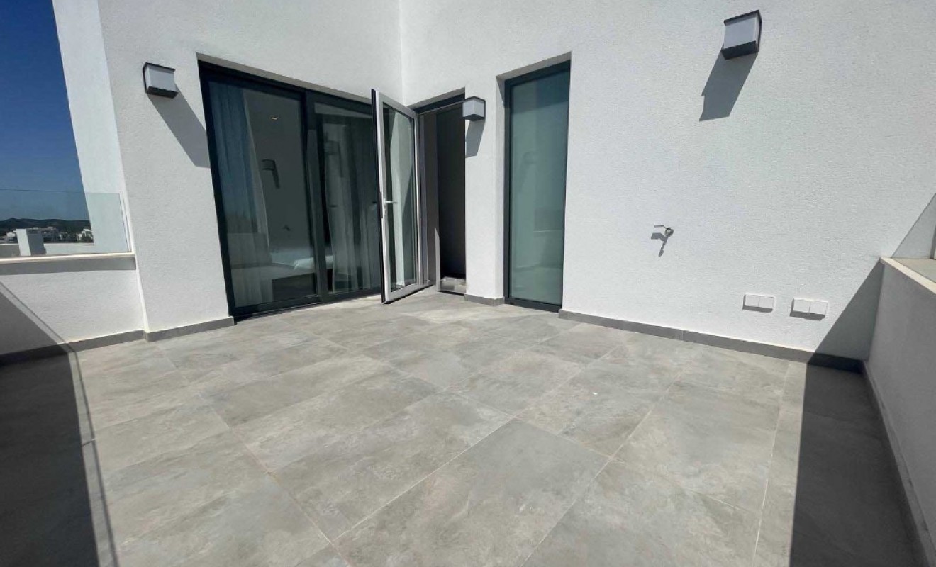 Sale - Villa - Las Colinas - Las Colinas Golf