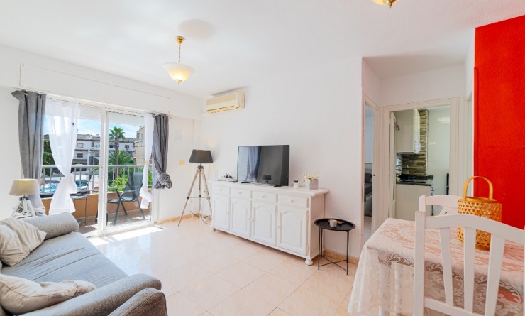 Revente - Appartement - Punta Prima