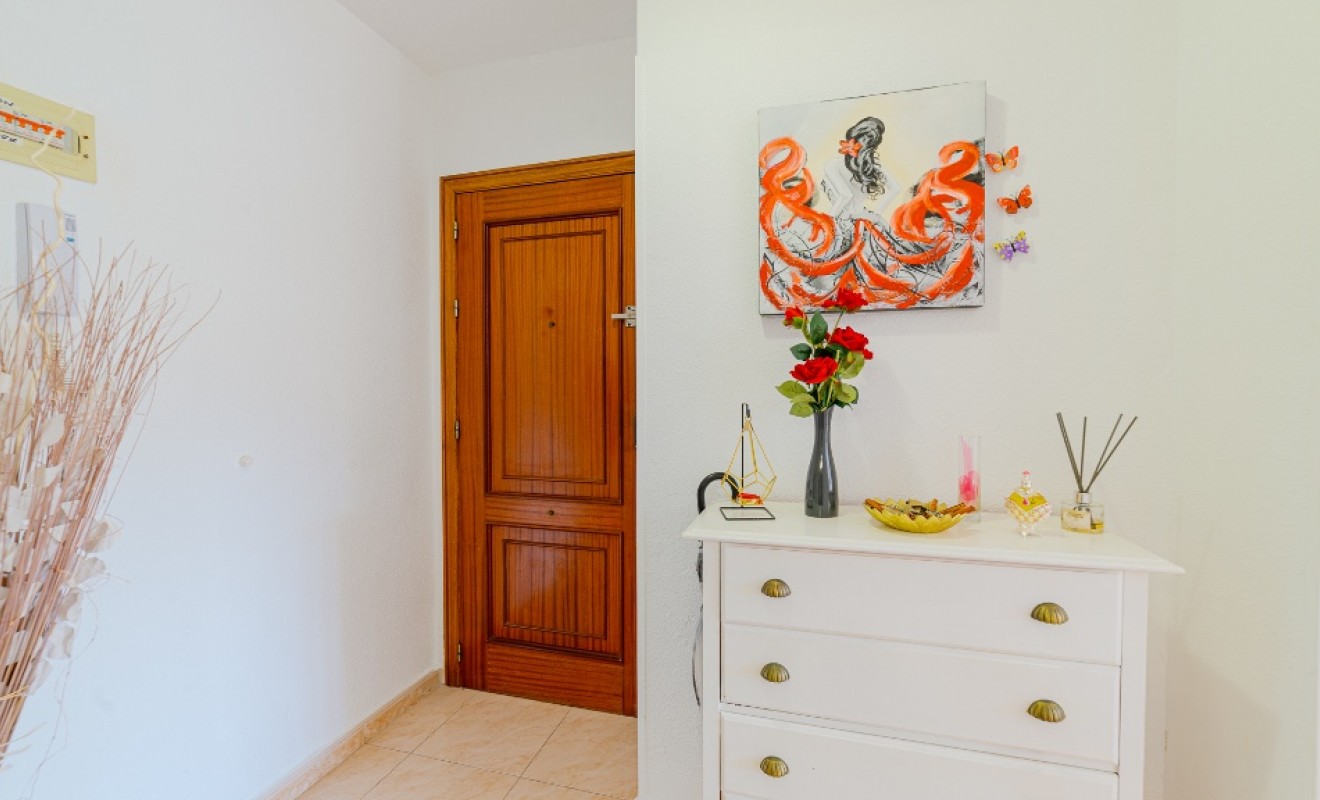 Revente - Appartement - Punta Prima