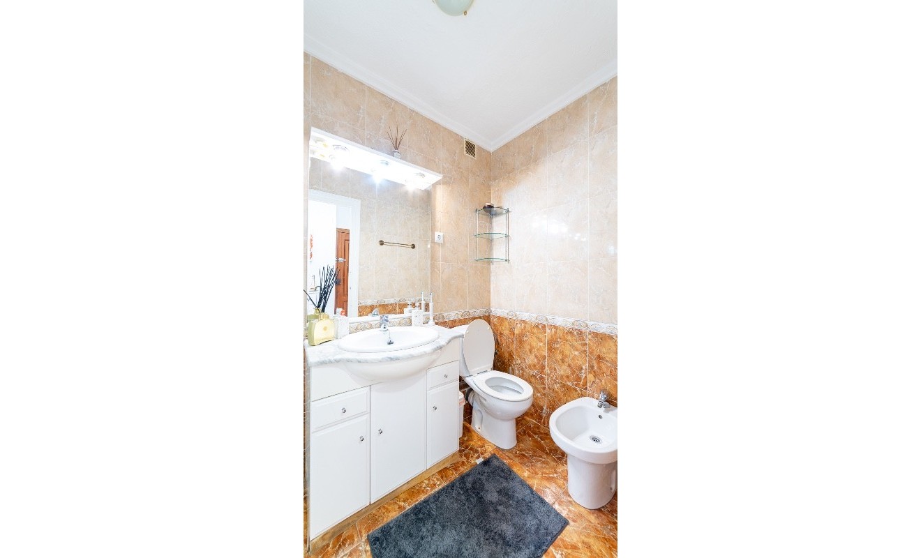 Revente - Appartement - Punta Prima