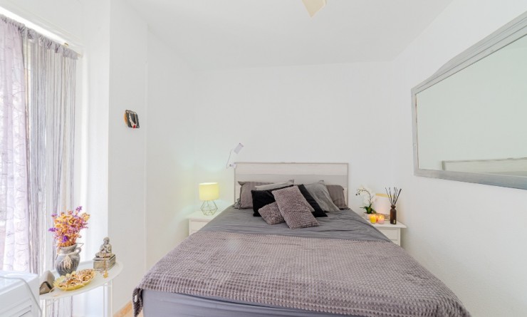 Revente - Appartement - Punta Prima