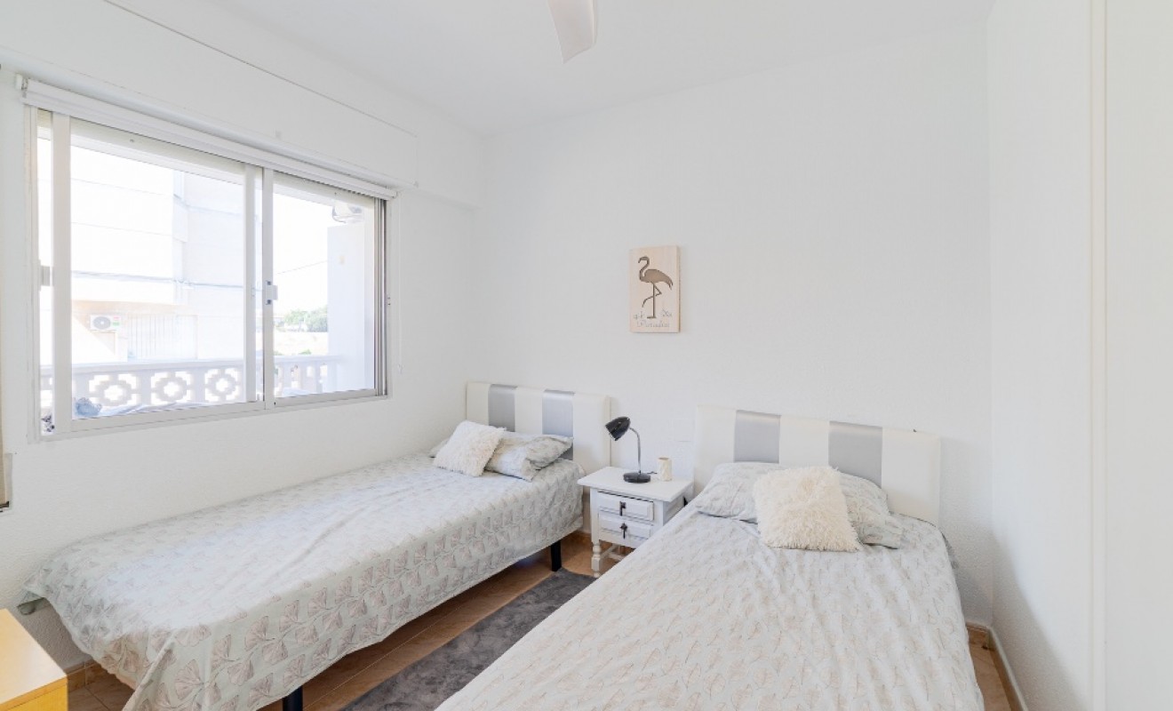 Revente - Appartement - Punta Prima