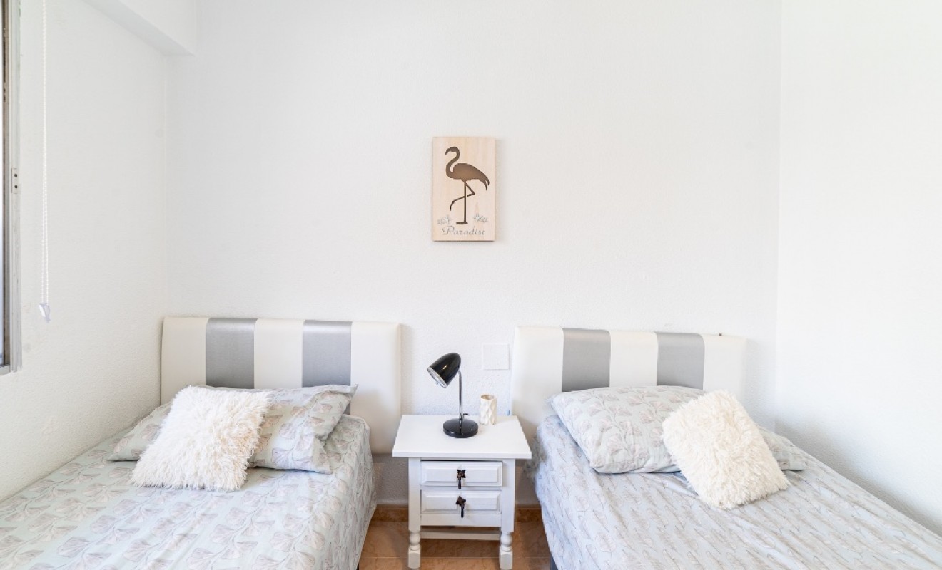 Revente - Appartement - Punta Prima