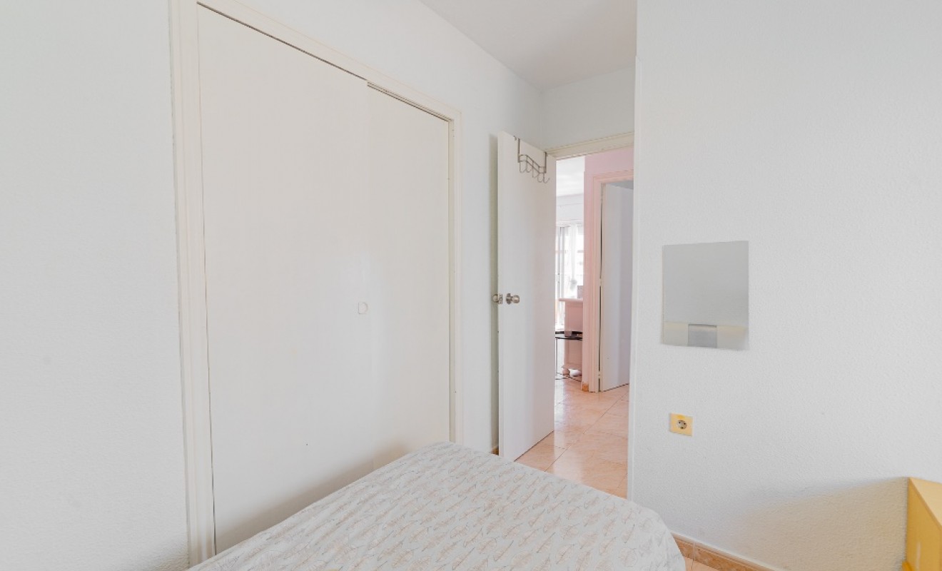 Revente - Appartement - Punta Prima