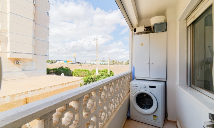 Revente - Appartement - Punta Prima