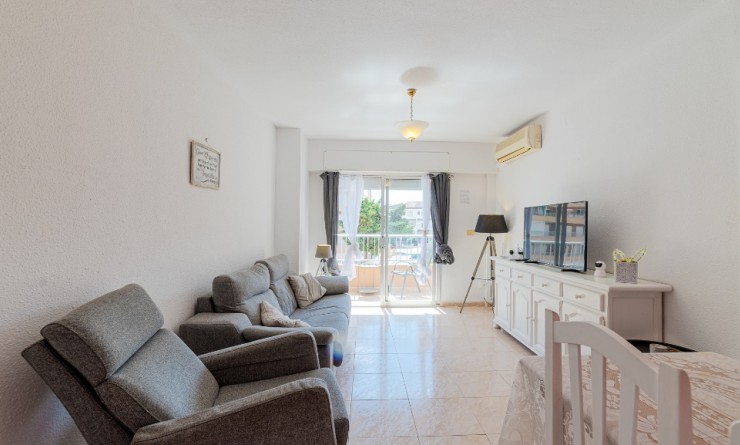 Revente - Appartement - Punta Prima