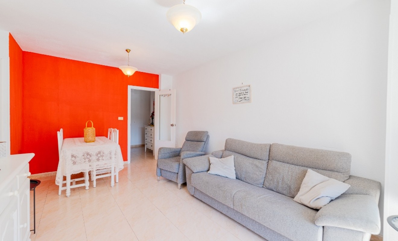 Revente - Appartement - Punta Prima