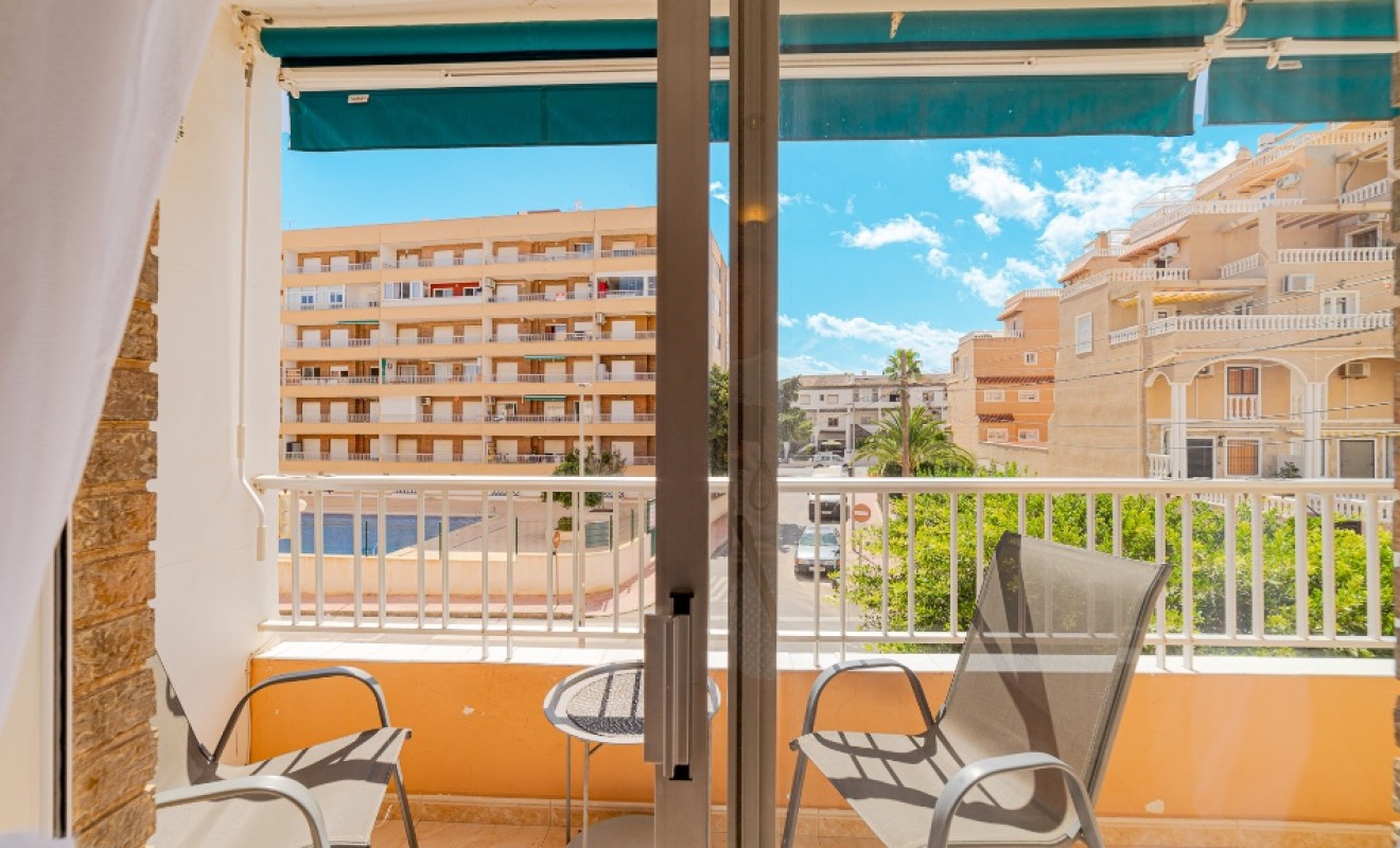 Revente - Appartement - Punta Prima