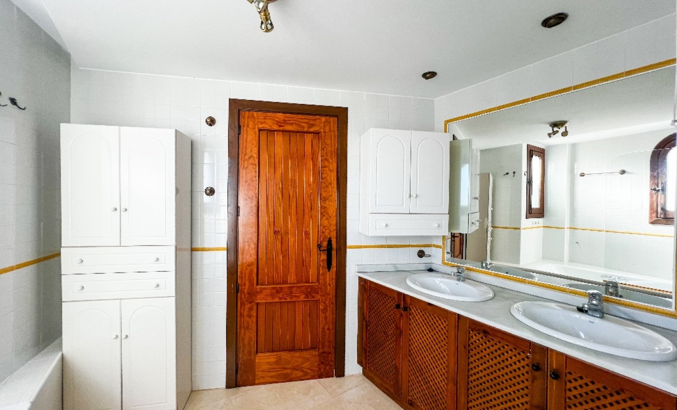 Sale - Apartment - Punta Prima