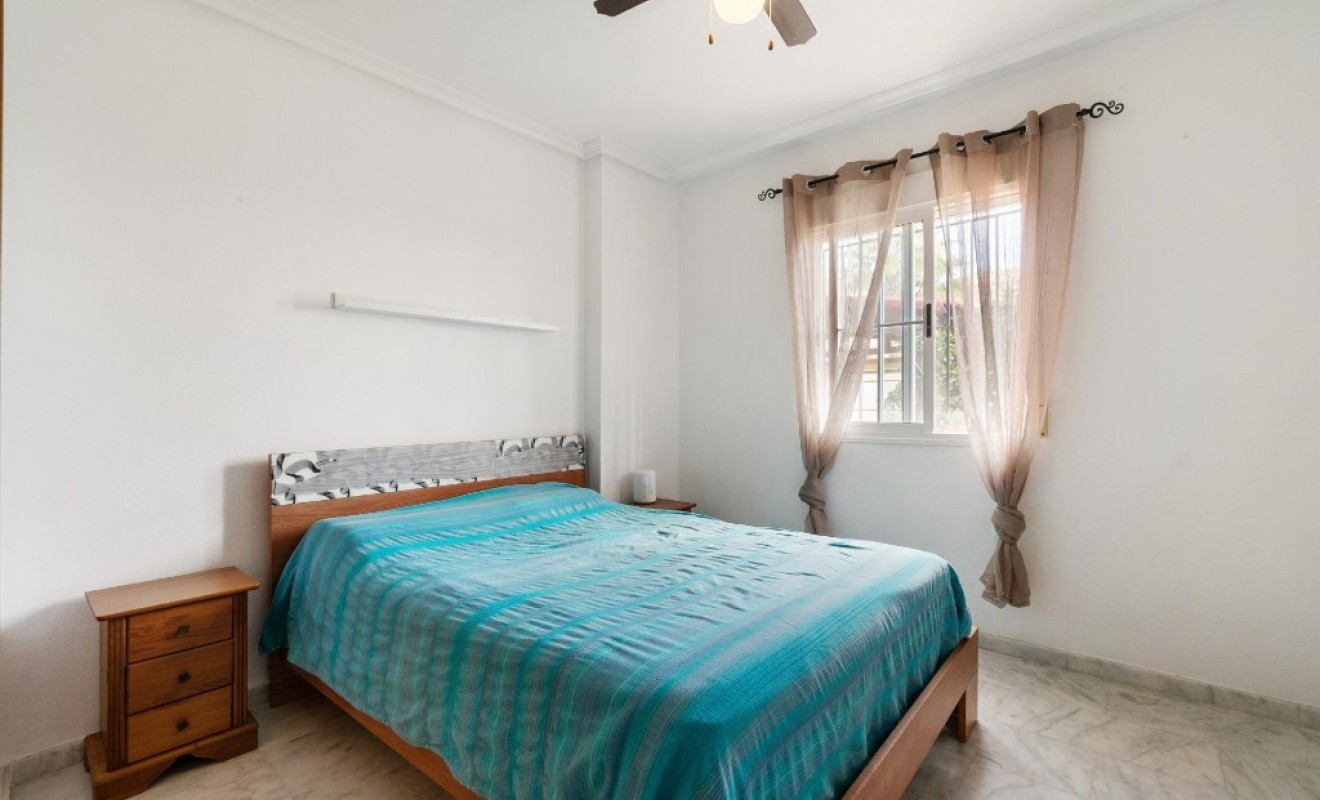 Sale - Villa - Orihuela Costa