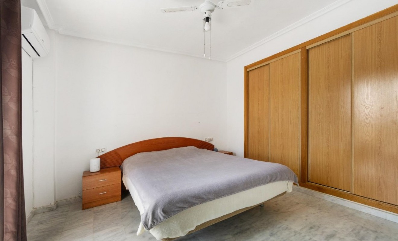 Sale - Villa - Orihuela Costa