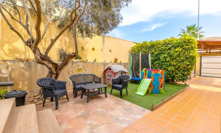 Sale - Villa - Orihuela Costa