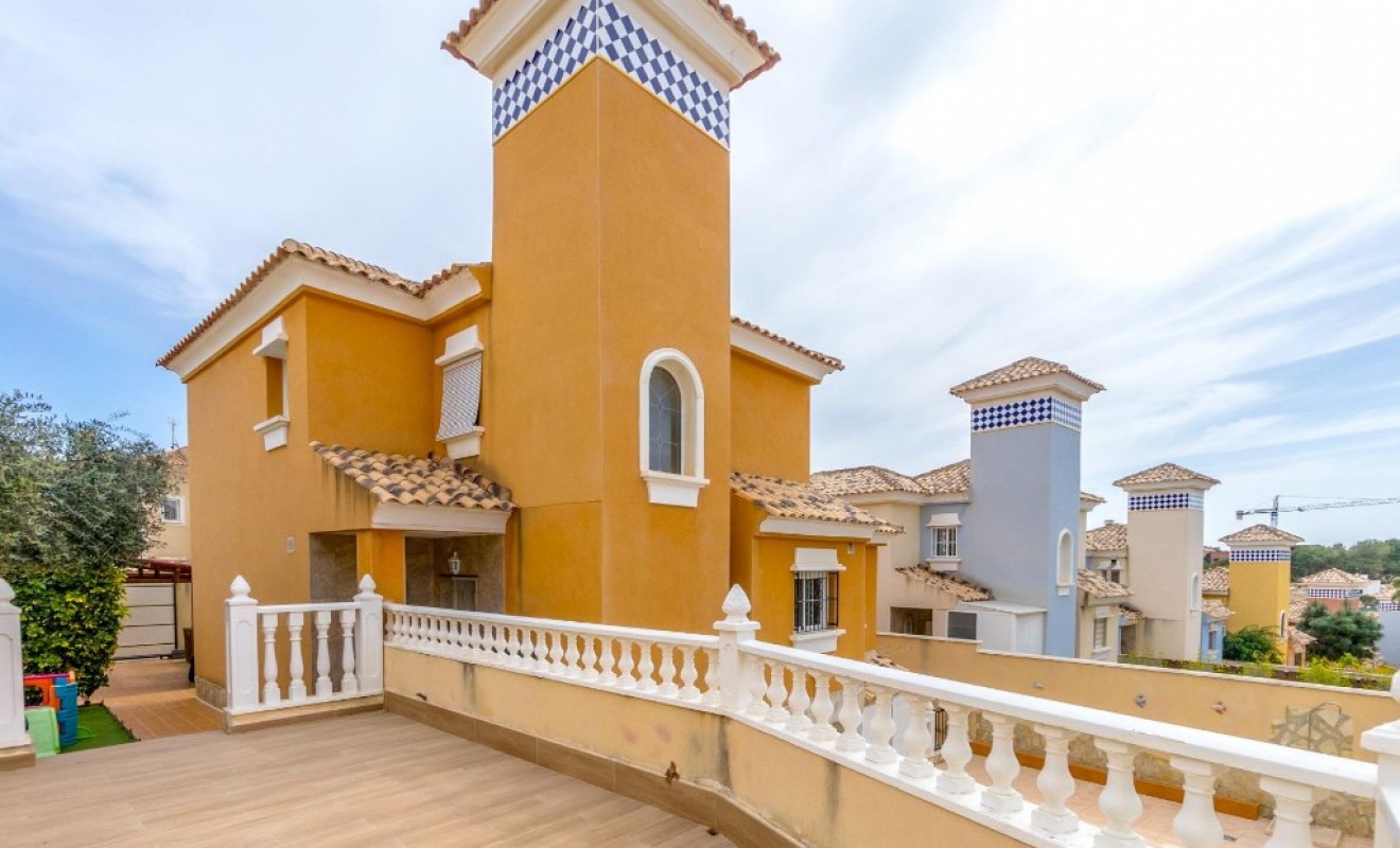 Sale - Villa - Orihuela Costa