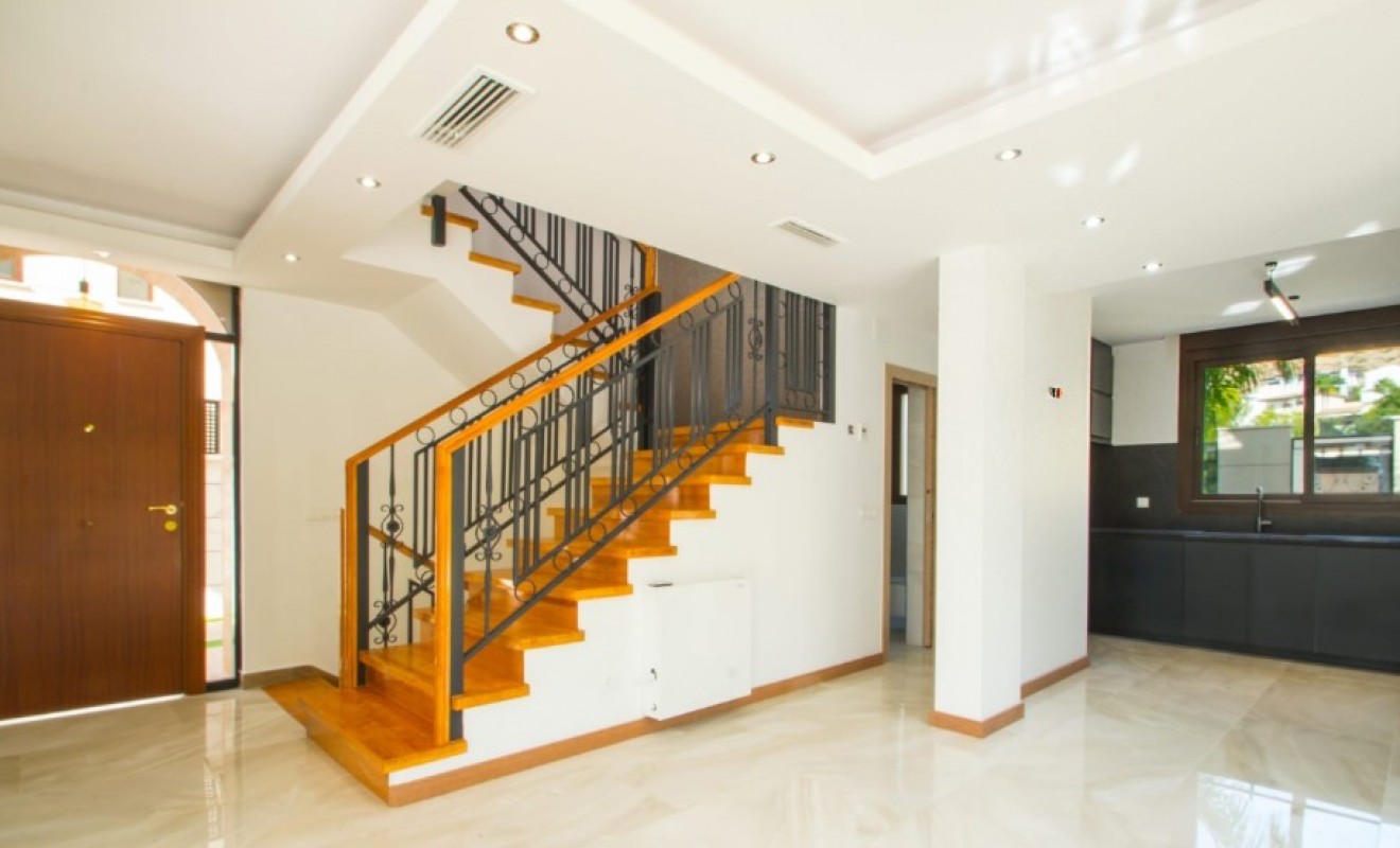 Nouvelle construction - Villa - Finestrat