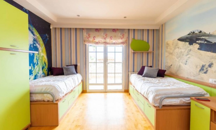 Sale - Villa - Torrevieja - Aguas Nuevas