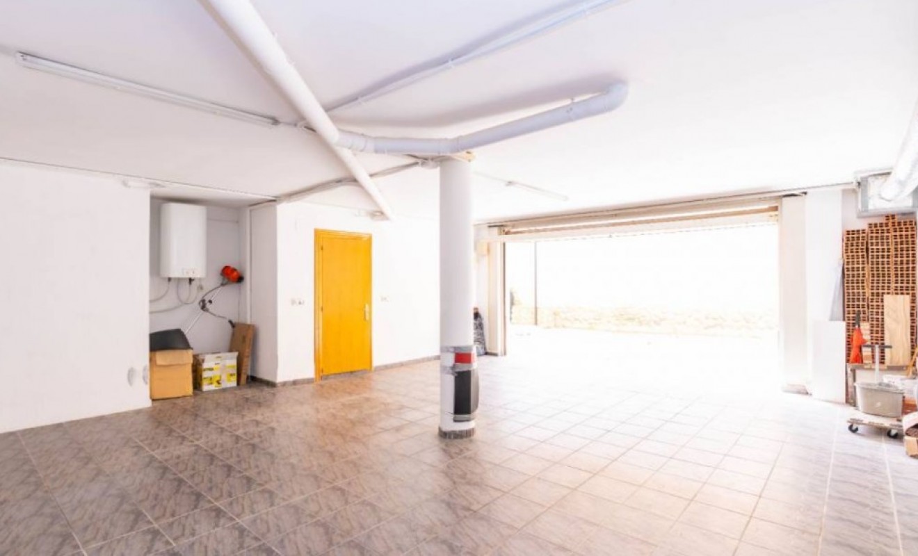 Sale - Villa - Torrevieja - Aguas Nuevas