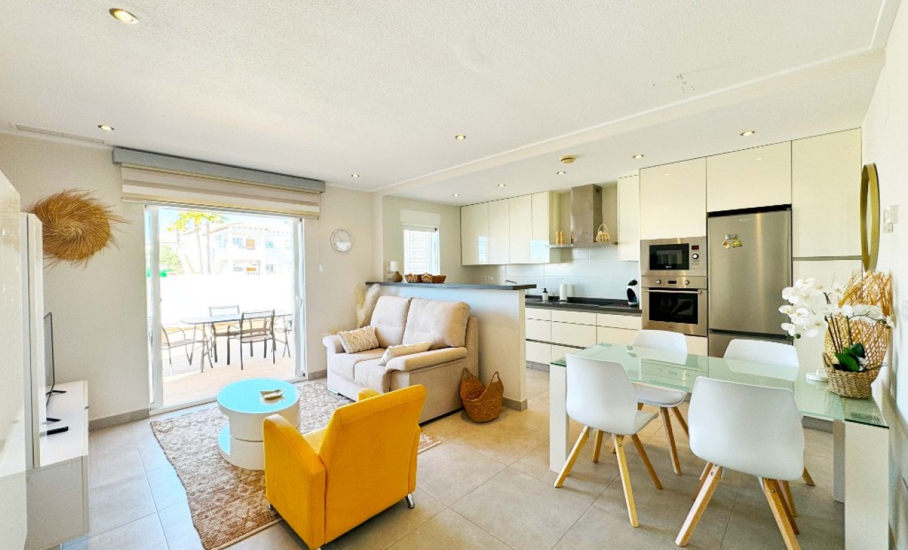 Short time rental - Apartment - Punta Prima