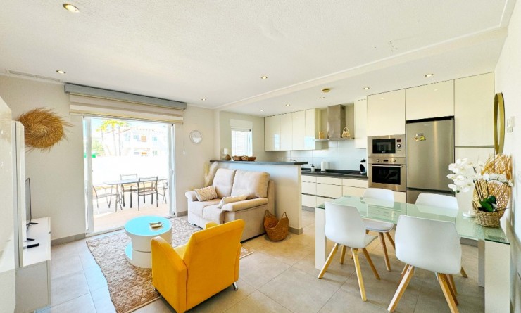 Short time rental - Apartment - Punta Prima