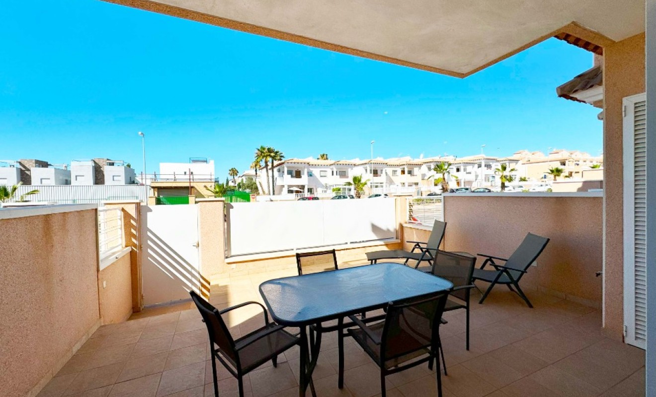 Short time rental - Apartment - Punta Prima
