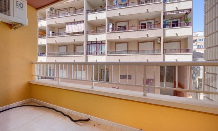 Sale - Apartment - Torrevieja - torrevieja