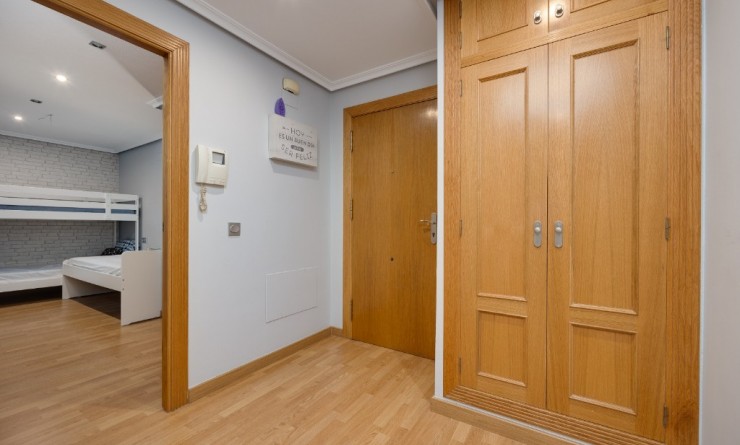 Sale - Apartment - Torrevieja - torrevieja