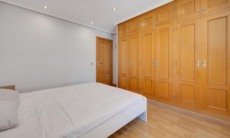 Sale - Apartment - Torrevieja - torrevieja