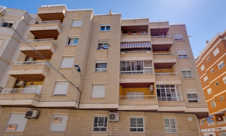Sale - Apartment - Torrevieja - torrevieja