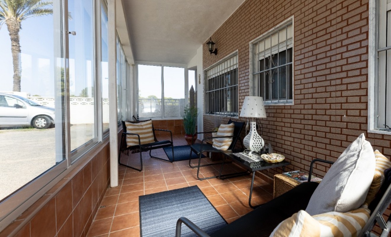 Revente - Appartement - Punta Prima