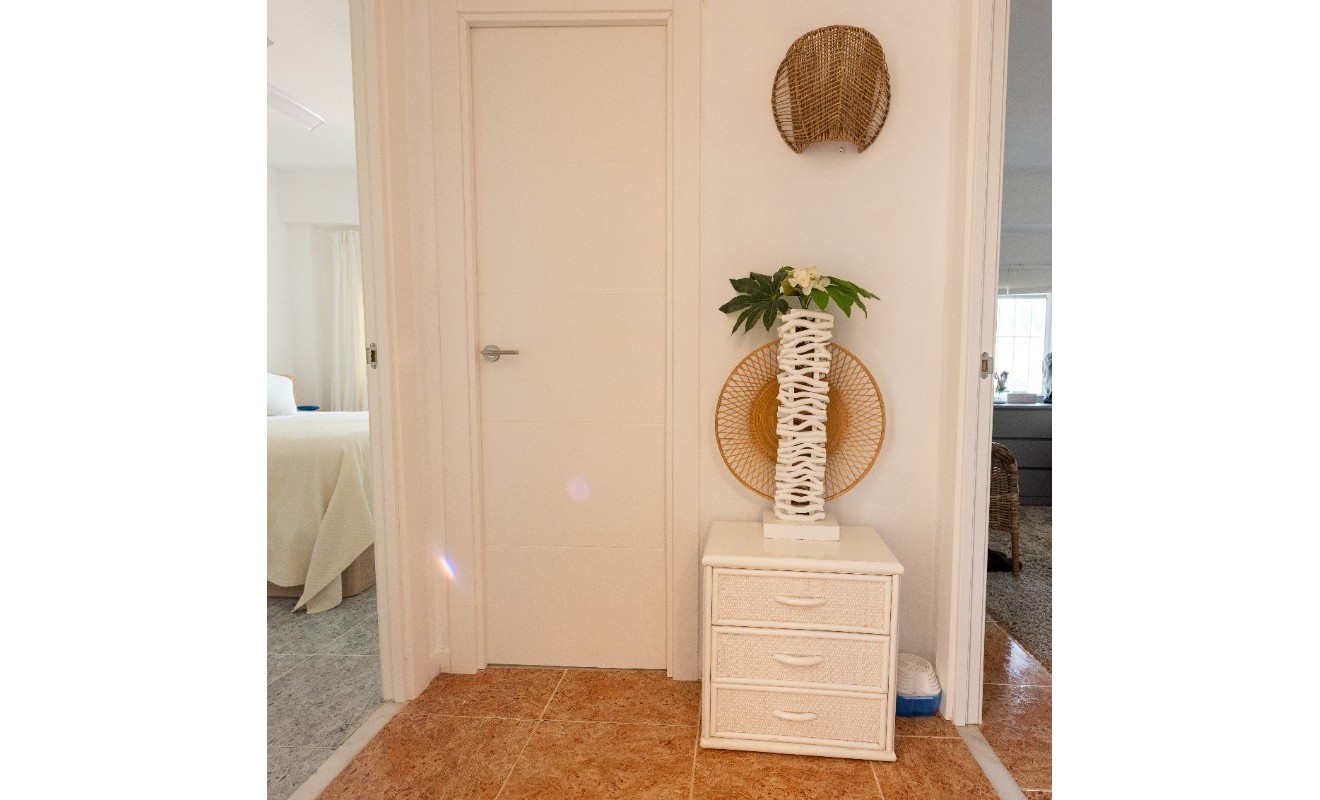 Revente - Appartement - Punta Prima