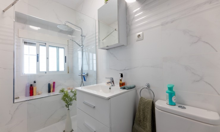 Revente - Appartement - Punta Prima