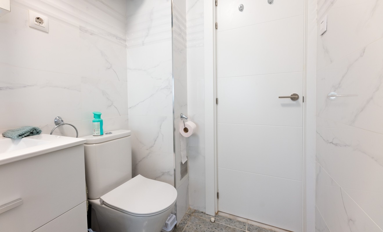 Revente - Appartement - Punta Prima