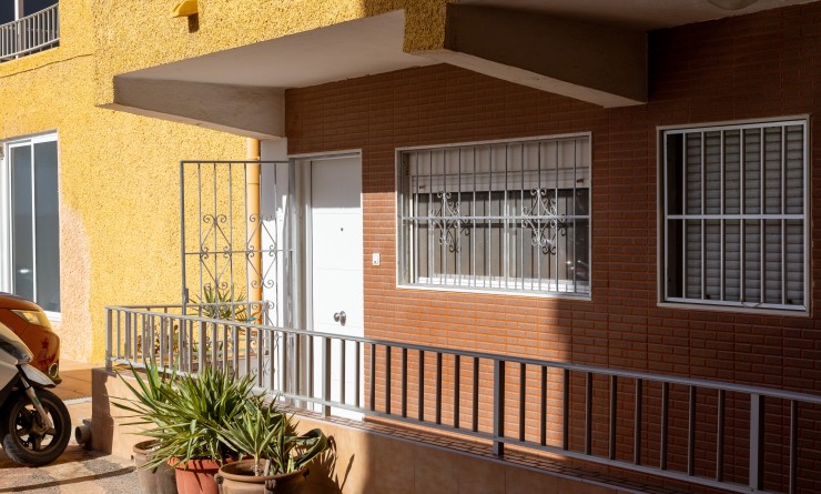 Revente - Appartement - Punta Prima