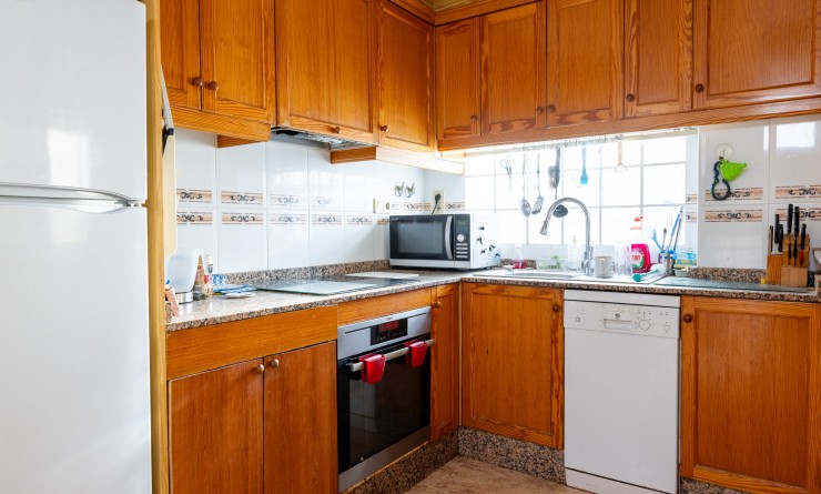 Sale - Villa - Los Altos