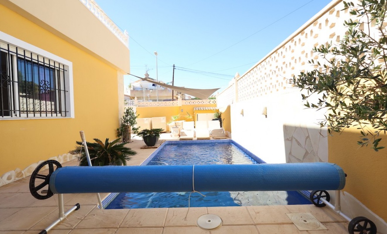 Revente - Villa - Cabo Roig - Lomas de Cabo Roig