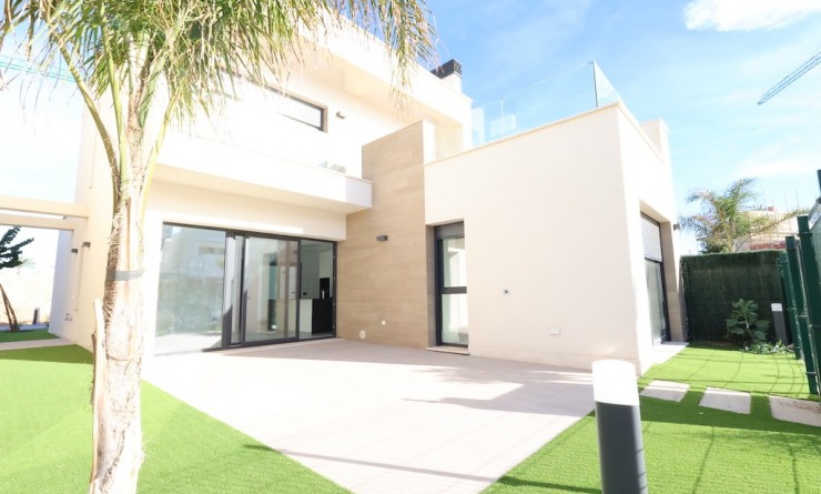 Sale - Villa - Los Alcázares