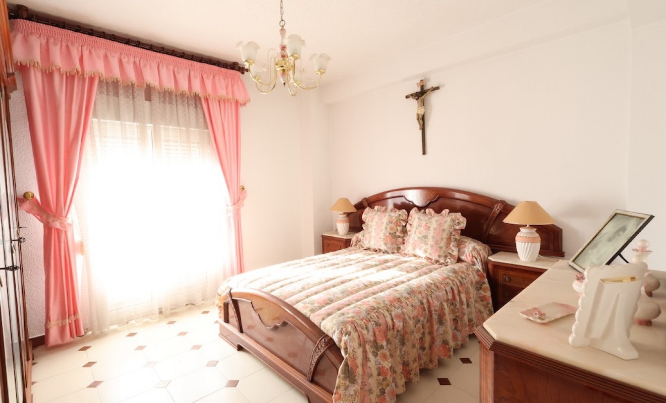 Sale - Apartment - Torrevieja - torrevieja